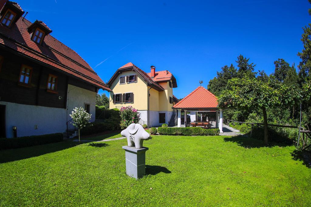 洛什科 Country House Na Skaluc旅馆 外观 照片