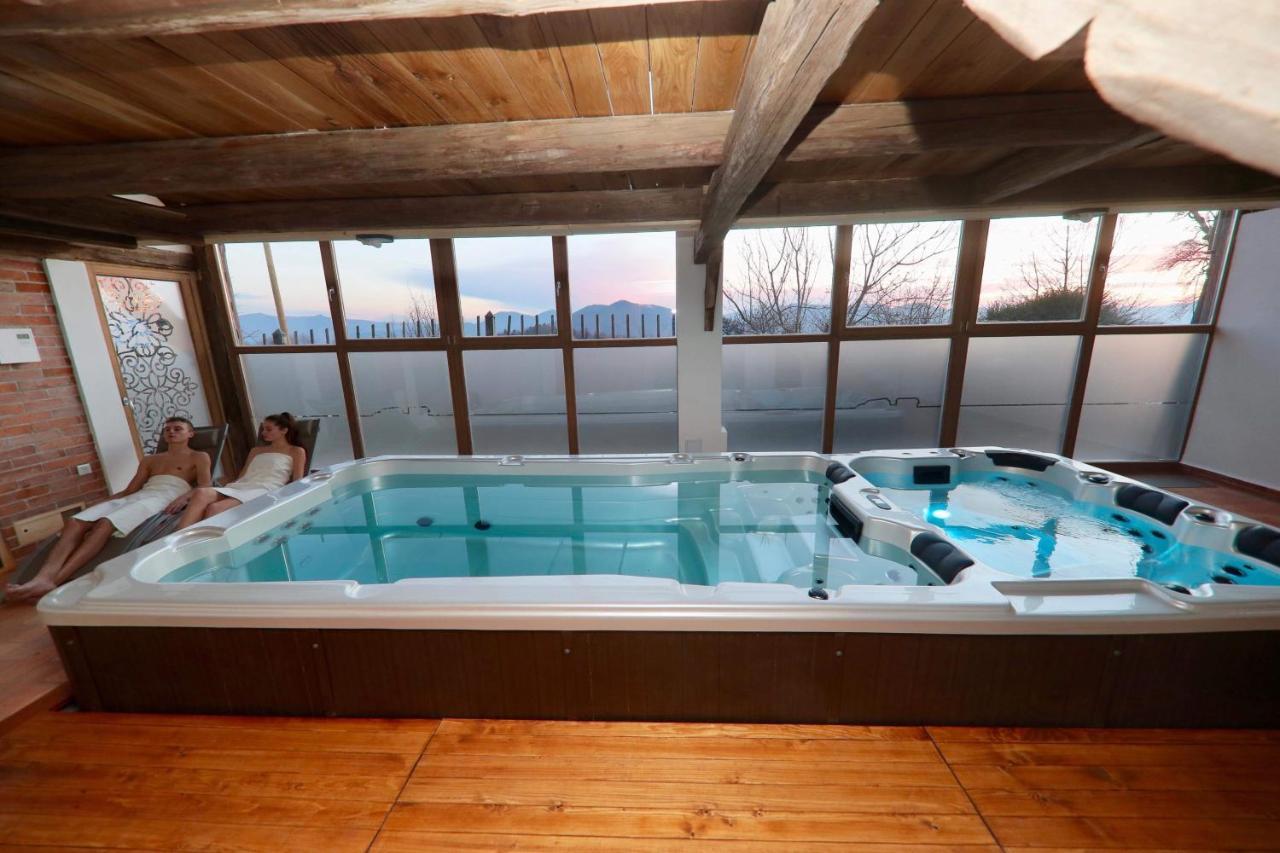 洛什科 Country House Na Skaluc旅馆 外观 照片