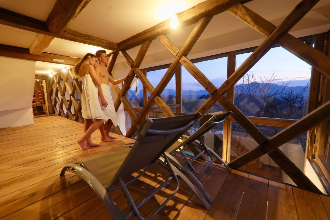 洛什科 Country House Na Skaluc旅馆 外观 照片