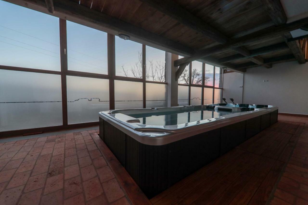 洛什科 Country House Na Skaluc旅馆 外观 照片